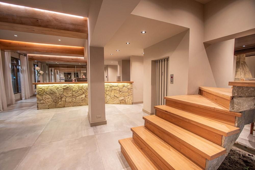 Tunqueley Hotel San Martín de los Andes Eksteriør bilde