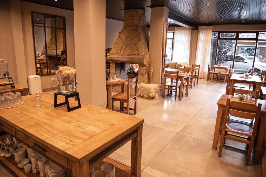 Tunqueley Hotel San Martín de los Andes Eksteriør bilde