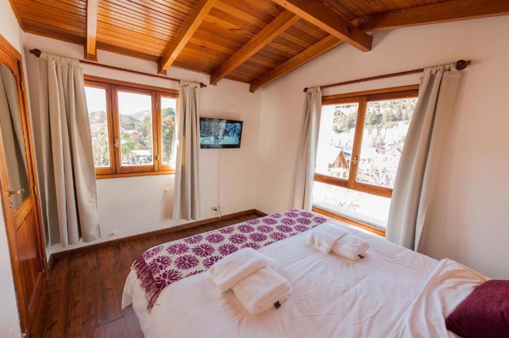 Tunqueley Hotel San Martín de los Andes Eksteriør bilde
