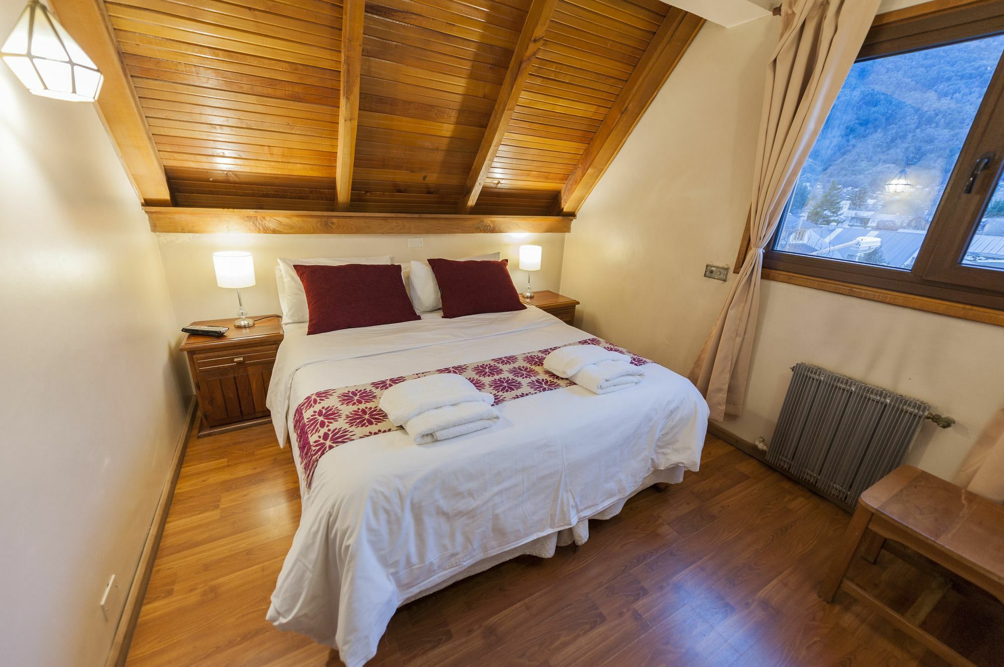 Tunqueley Hotel San Martín de los Andes Eksteriør bilde